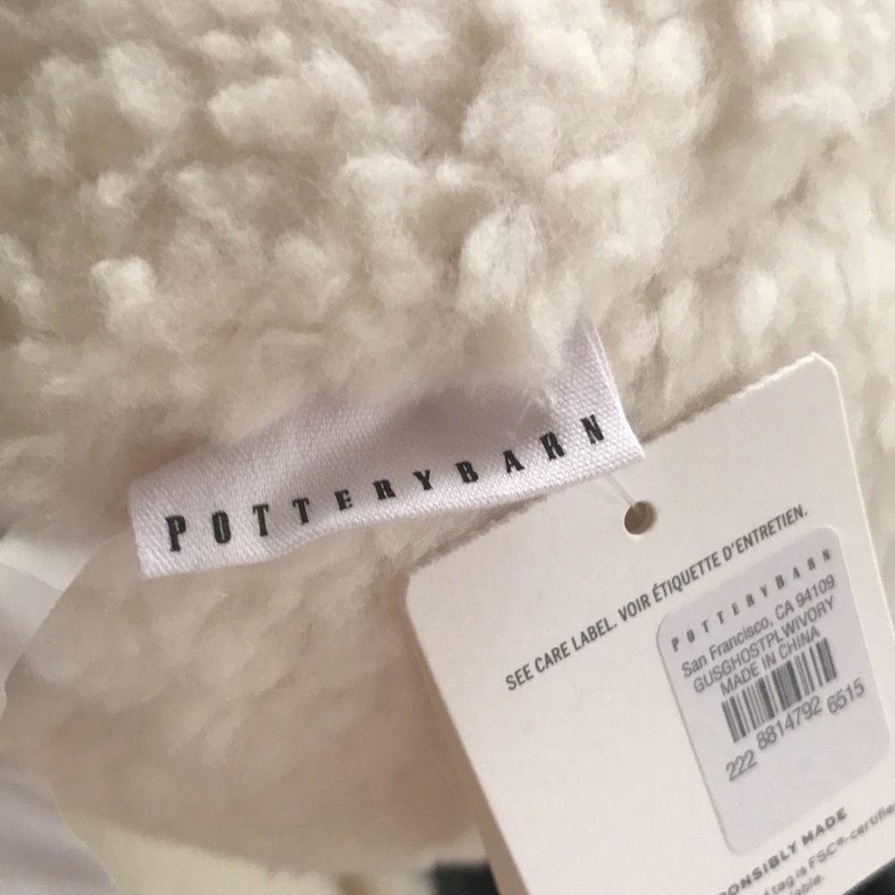 Pottery Barn Spooky and Cute Gus The Ghoulish Ghost Cuddle Decorative Pi… - Picture 12 of 16